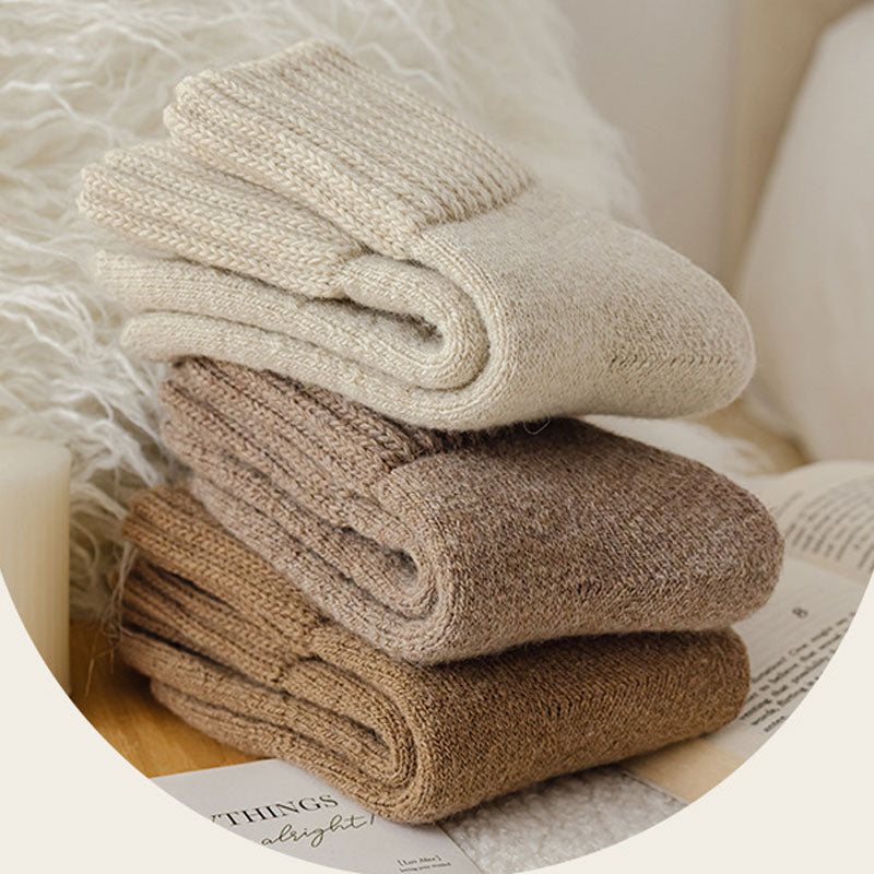 🧦 Warme Wollen Sokken in Middenhoogte