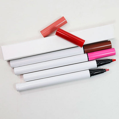 4 Kleuren Vloeibare, Niet-Klevende, Waterdichte Lipliner