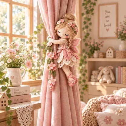 🧚✨ Gehaakte gordijnbandjes ‘Fairy Hug’ – Speelse feeënraamversiering, handgemaakte sieraden & uniek cadeau-idee