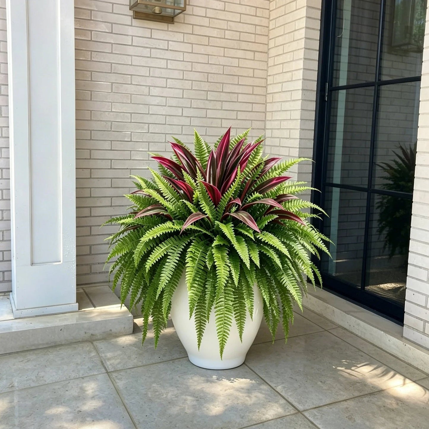 💥Zomeraanbieding🔥UV-bestendige kunstvaren en rode dracaena als decoratieve planten – vol, weelderig en kleurvast!
