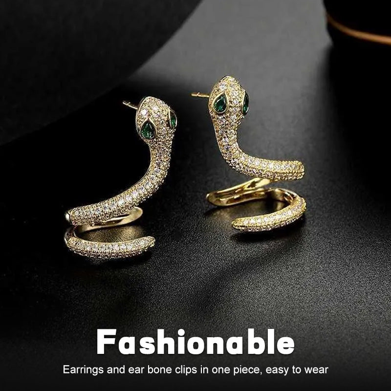 Chique zilveren oorclip in slangvorm🐍