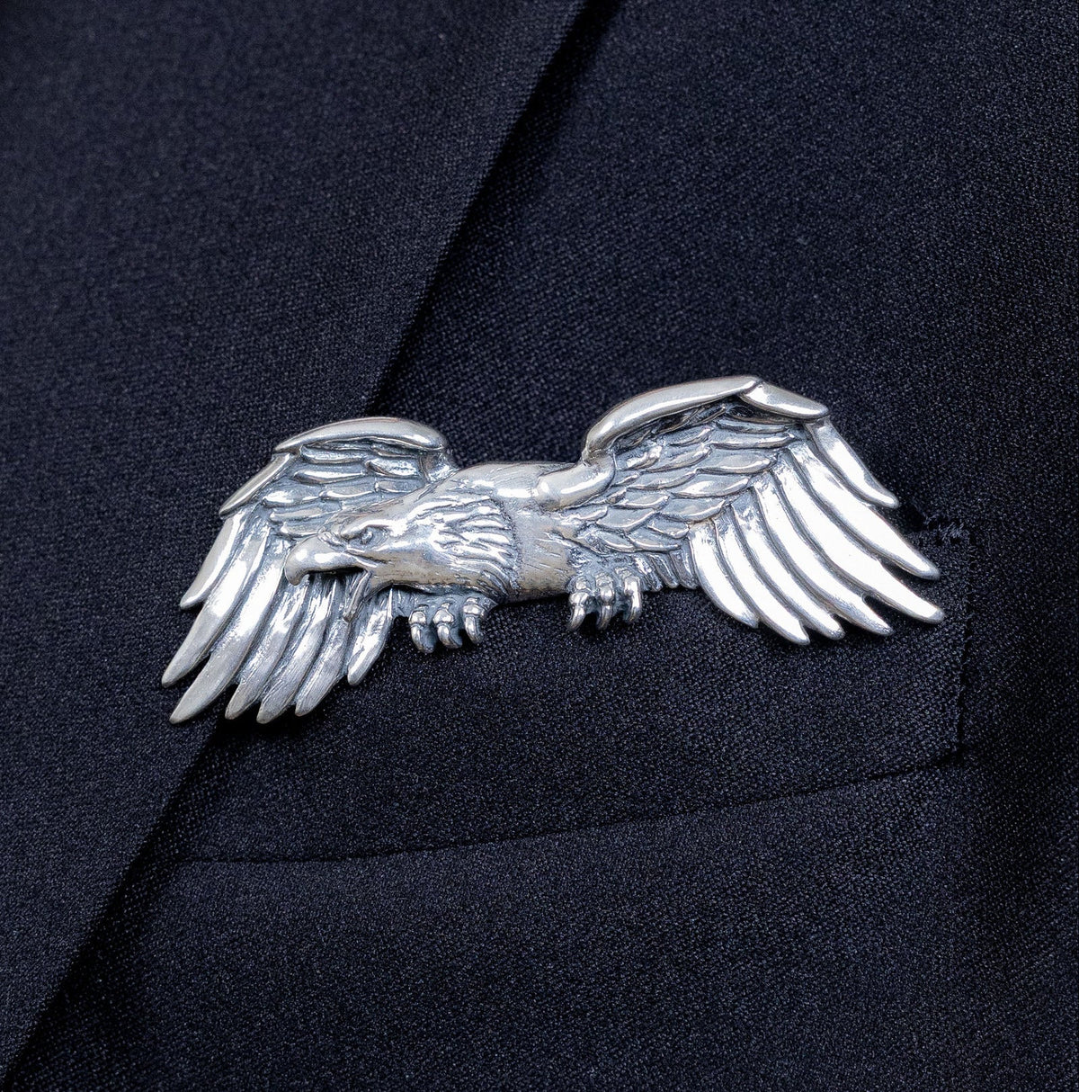 ✨ Luxury Sculpted Animal Brooch – Premium Statement Piece for Suits & Blazers