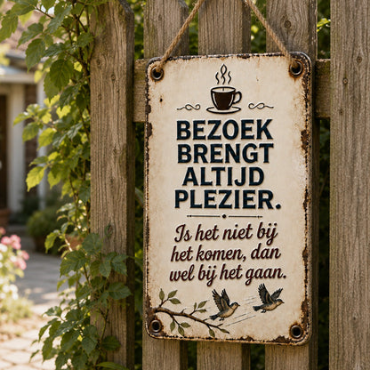 🏡 Grappig metalen bordje met een citaat van een bezoeker – Breng Gezelligheid in Huis! ☕🐦