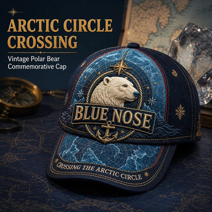 🐻‍❄️🏔️ Vintage “Blue Nose” Poolbeer – Herdenkingspet voor de oversteek van de poolcirkel 🧢