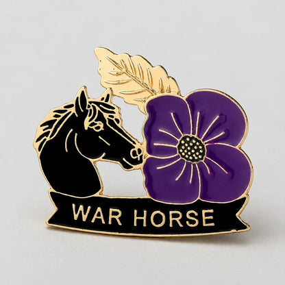 🐴 Broche ter herdenking van de 111e verjaardag met paard en paarse klaproos | Een betekenisvol herdenkingsaandenken met antiek-geïnspireerde details voor veteranen, paardenliefhebbers en geschiedenisliefhebbers 💜