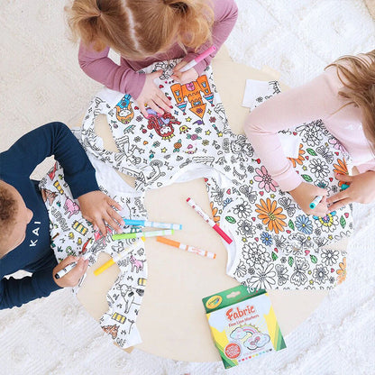 Doe-het-zelf tekenfilm kleurige pyjama voor kinderen